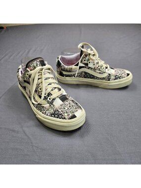 Vans 6.5 Womens Skate Shoes Black Old Skool Patchwork Floral Canvas Sneakers
